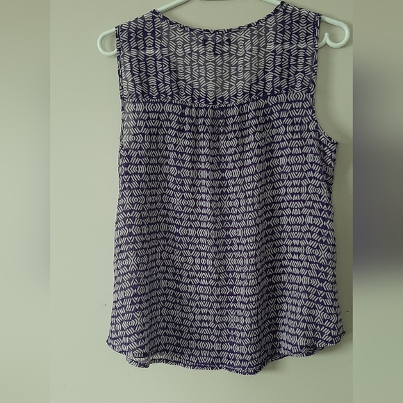 * Gap Brand Sleeveless Top - Picture 3 of 3
